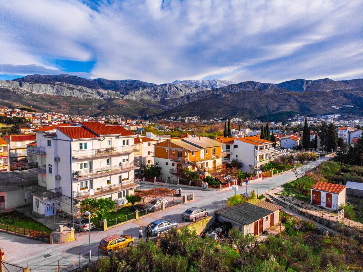 Apartments Mihael Split Exterior photo