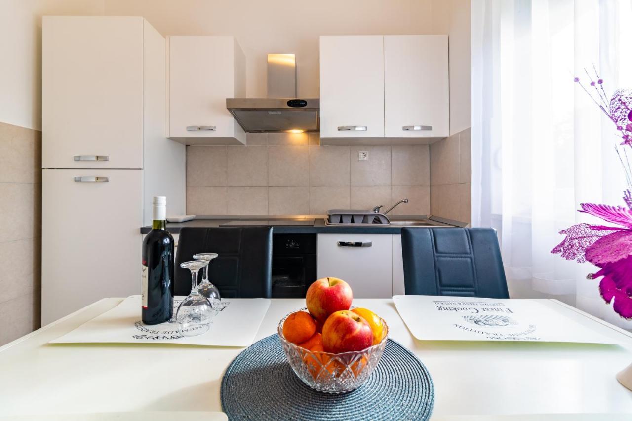 Apartments Mihael Split Exterior photo